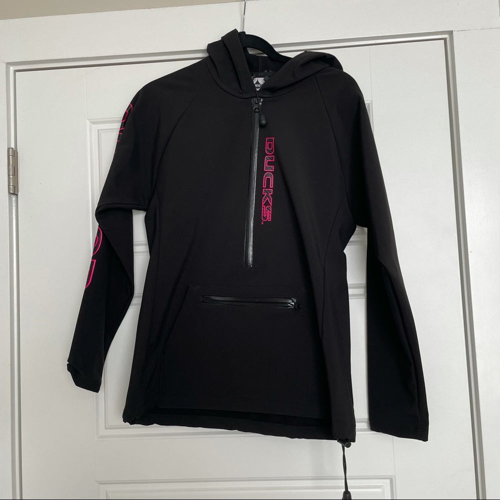 Oregon Ducks black / neon pink rain coat
